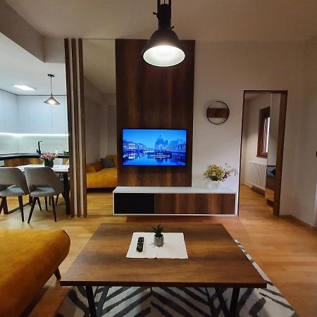 Filip&Yana Apartment 마르로보 외부 사진